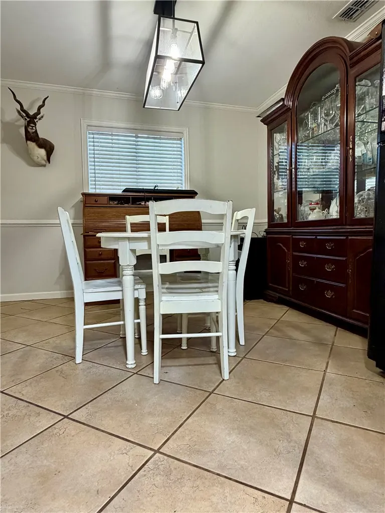 1802 E Johnston Avenue Kingsville, TX 78363