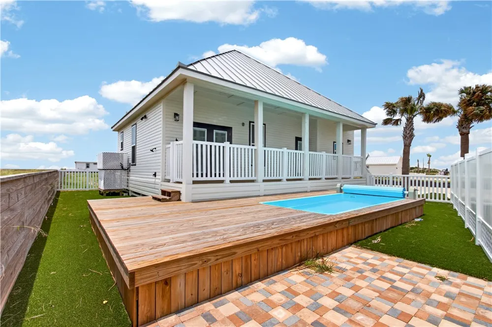 224 St. John Circle Port Aransas, TX 78373