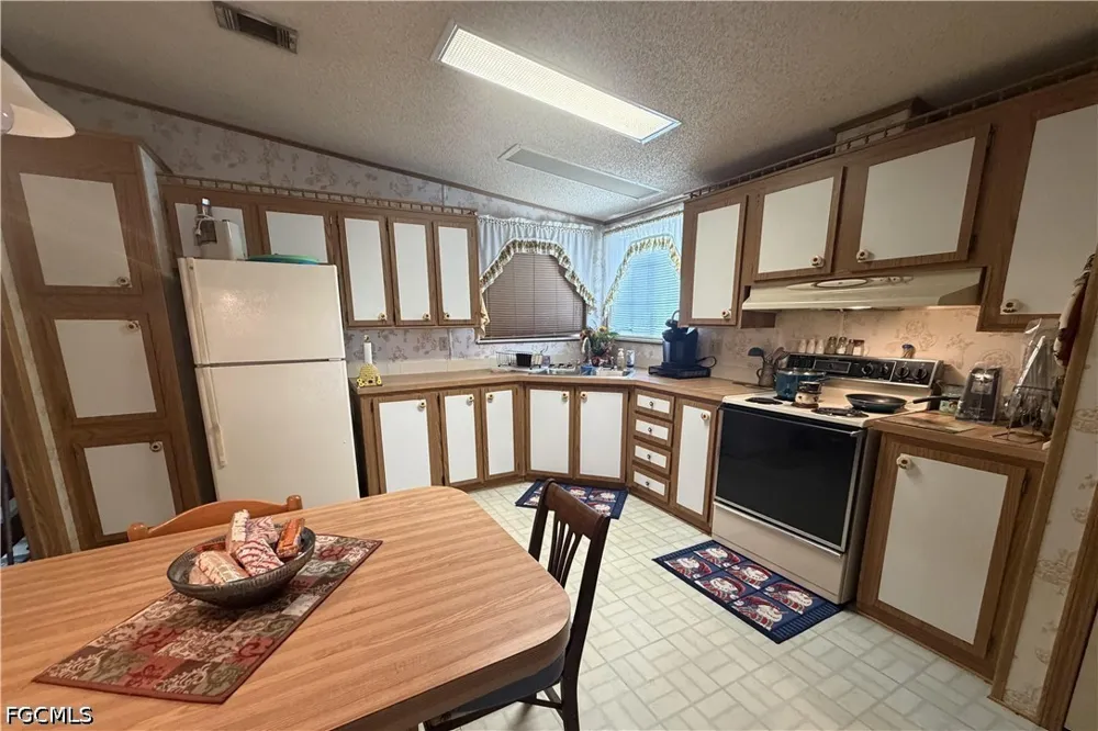 Pine Lane Clewiston, FL 33440
