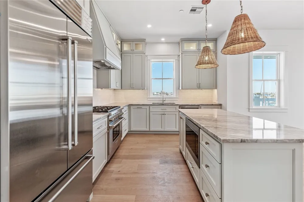 136 W Cotter Avenue #22 Port Aransas, TX 78373