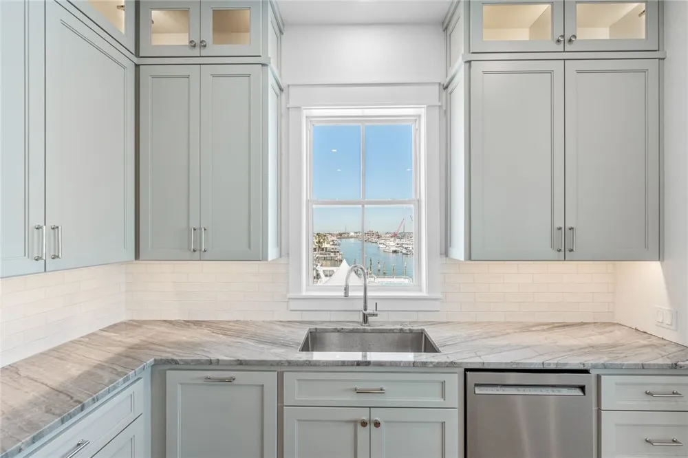 136 W Cotter Avenue #22 Port Aransas, TX 78373