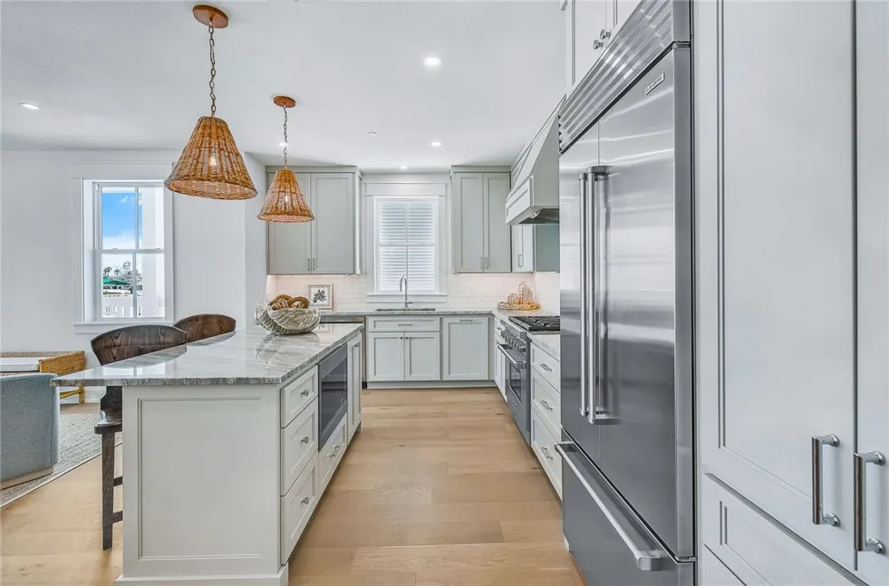 136 W Cotter Avenue #20 Port Aransas, TX 78373