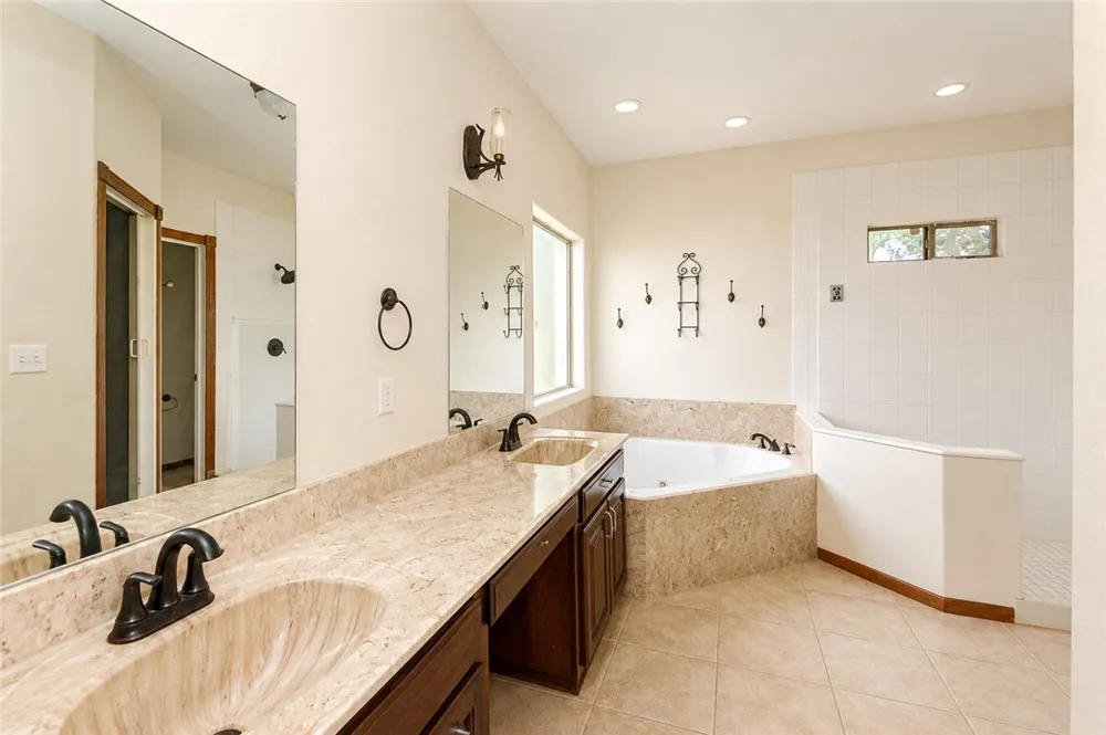 1045 S 13th Street Aransas Pass, TX 78336