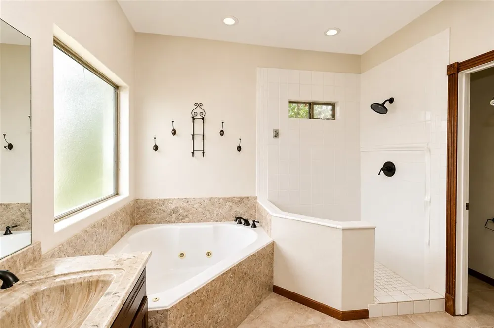 1045 S 13th Street Aransas Pass, TX 78336