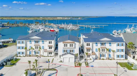 136 W Cotter Avenue #17