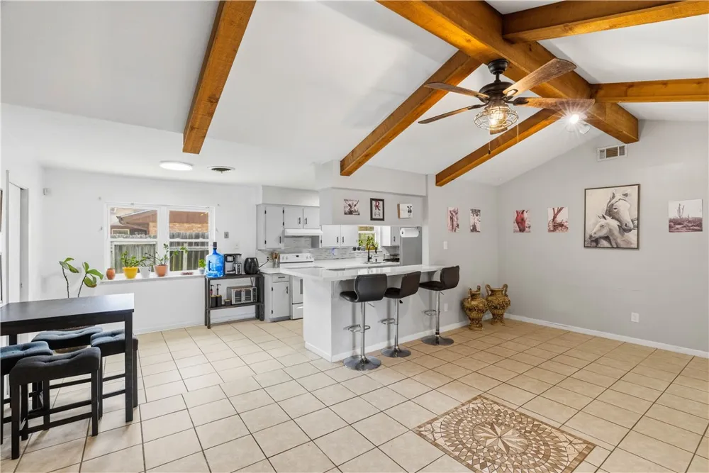 1817 Jerome Street Kingsville, TX 78363