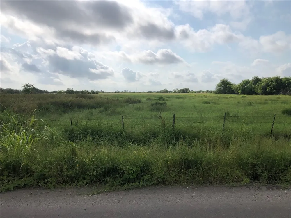 Bauer Road Robstown, TX 78380