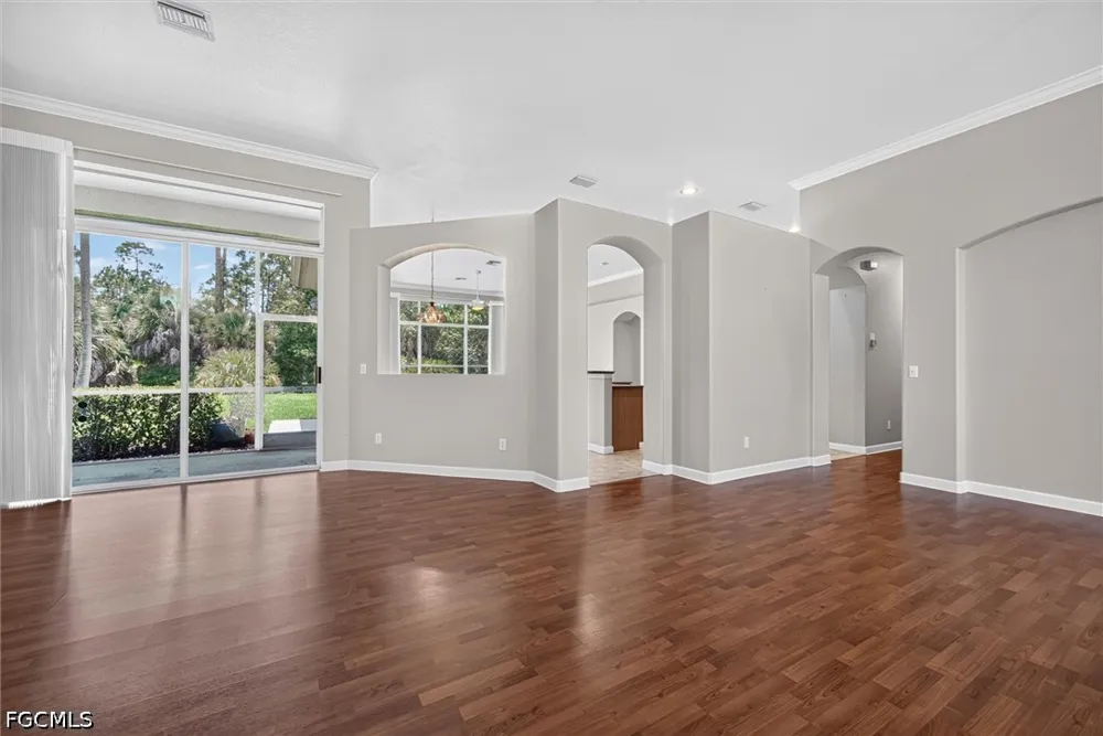 Magnolia Lake Court Fort Myers, FL 33907