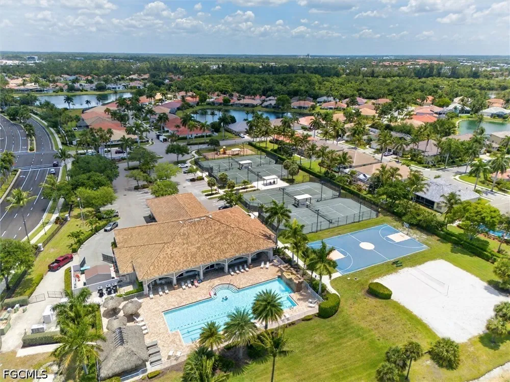 Magnolia Lake Court Fort Myers, FL 33907