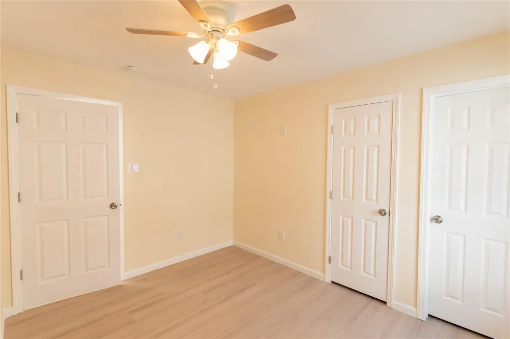 4425 7th Street Bacliff, TX 77518
