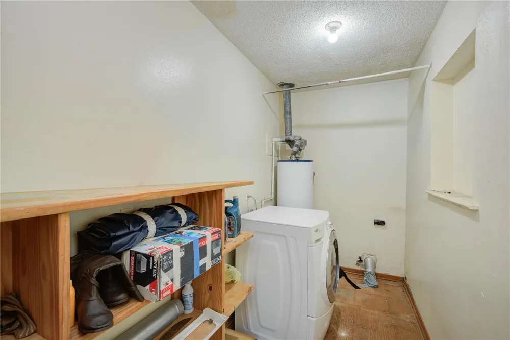 1421 Avenue S Freeport, TX 77541