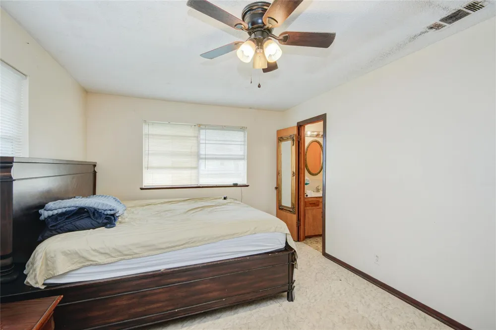 1421 Avenue S Freeport, TX 77541