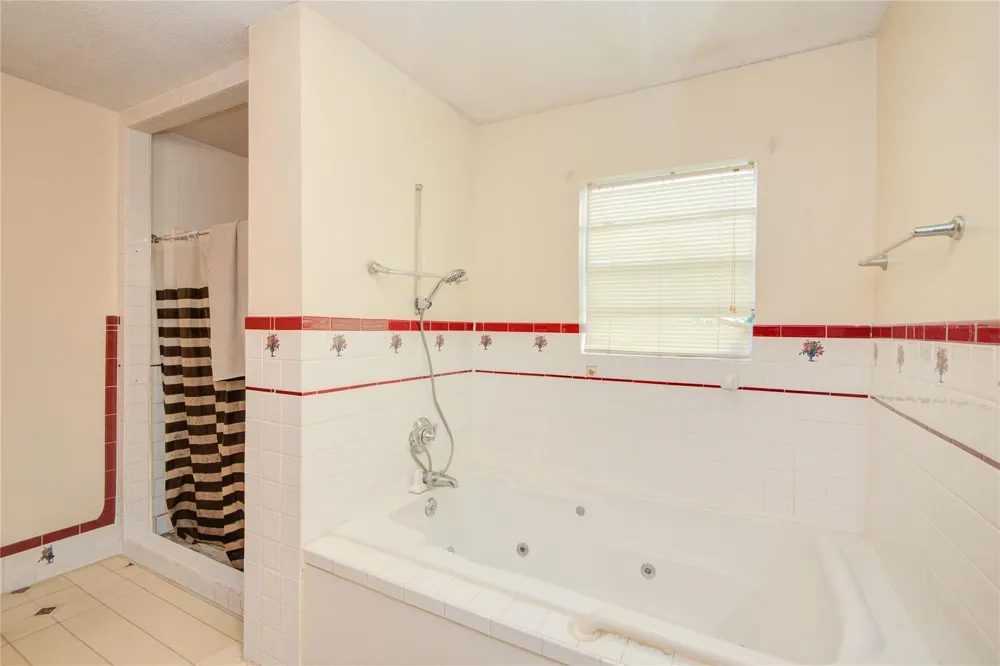 1421 Avenue S Freeport, TX 77541