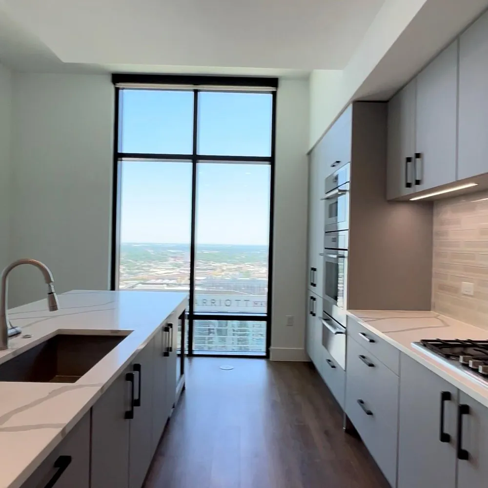 808 Crawford Street #4108 Houston, TX 77010