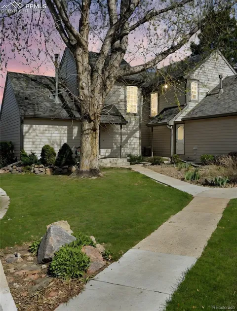 422 Cobblestone Drive
