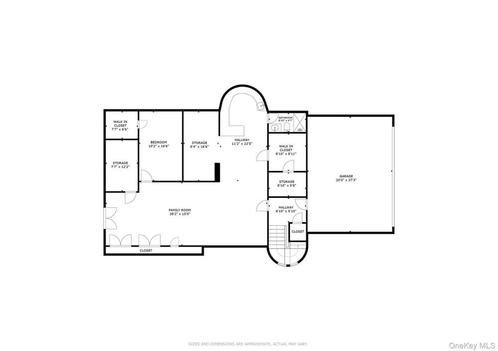2 Greenwood Lane Woodbury, NY 11797