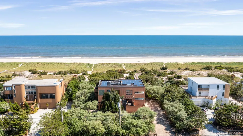 559 Dune Road Westhampton, NY 11978