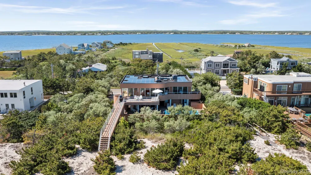 559 Dune Road Westhampton, NY 11978