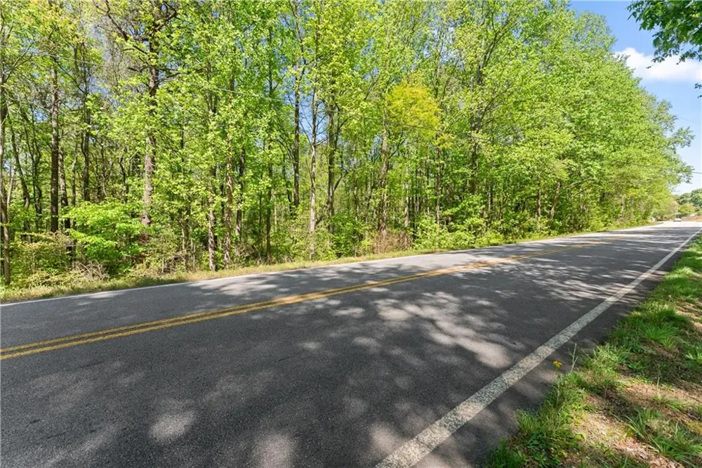 4276 Woods Bridge Road Commerce, GA 30529