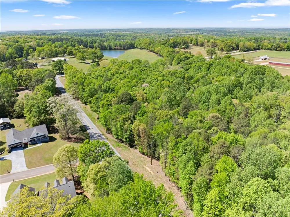 4276 Woods Bridge Road Commerce, GA 30529