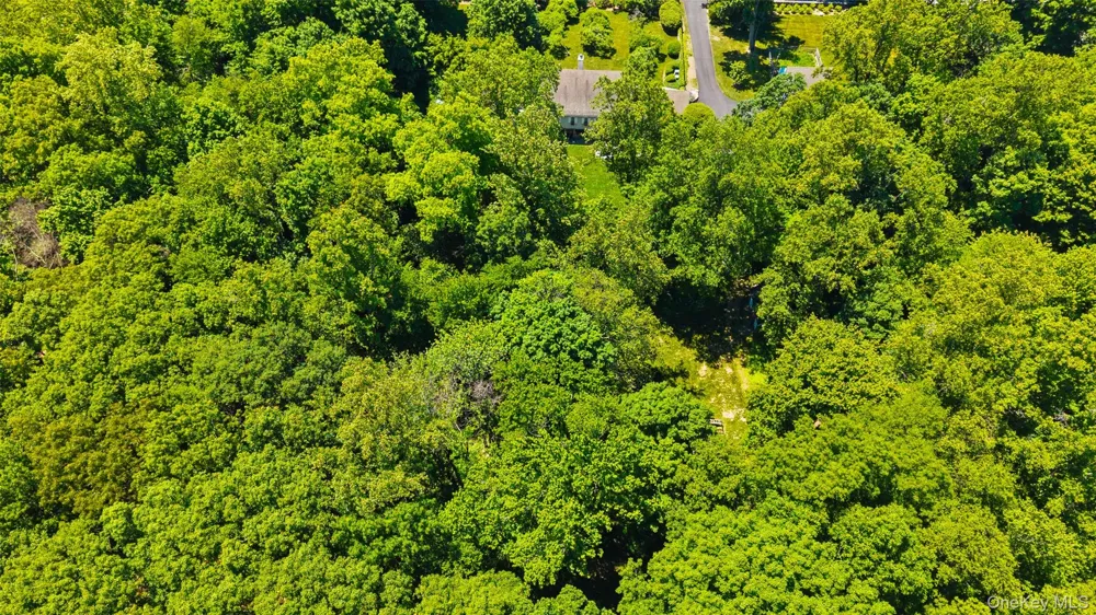 15A High Ridge Road Pound Ridge, NY 10576