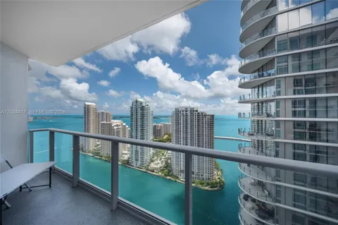 300 S Biscayne Blvd #T-3406