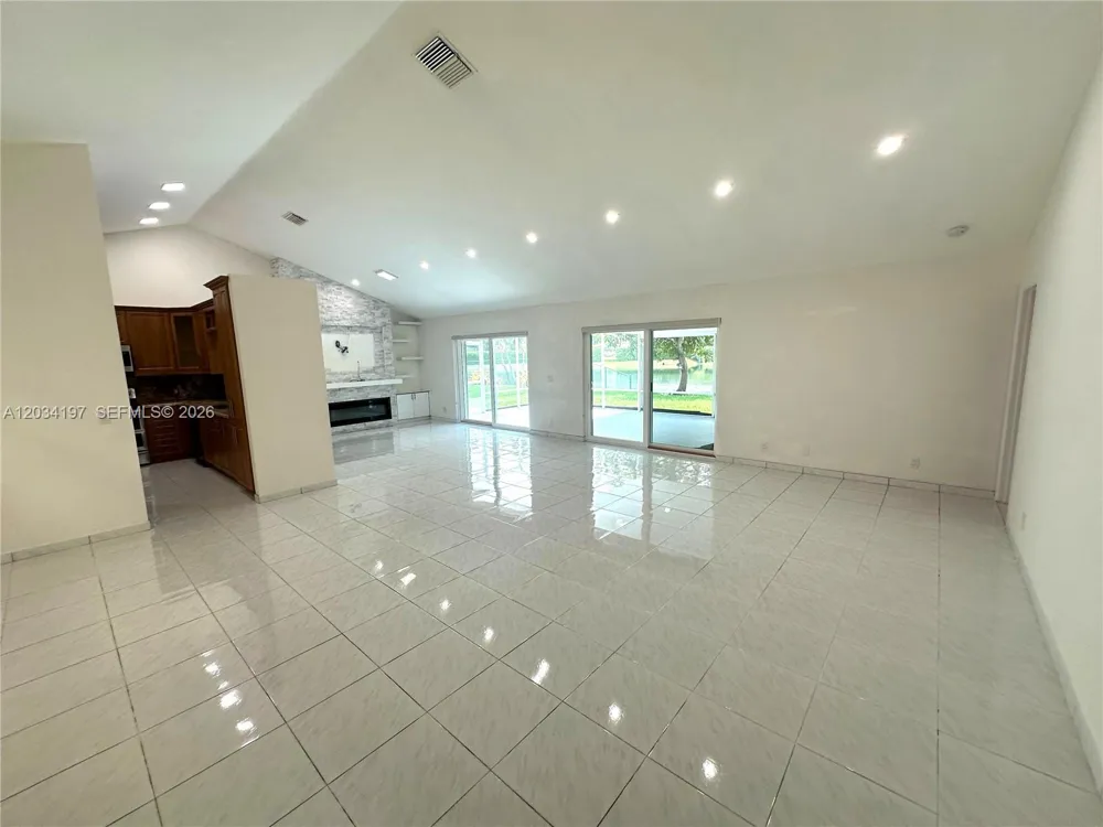 16328 NW 11th St Pembroke Pines, FL 33028