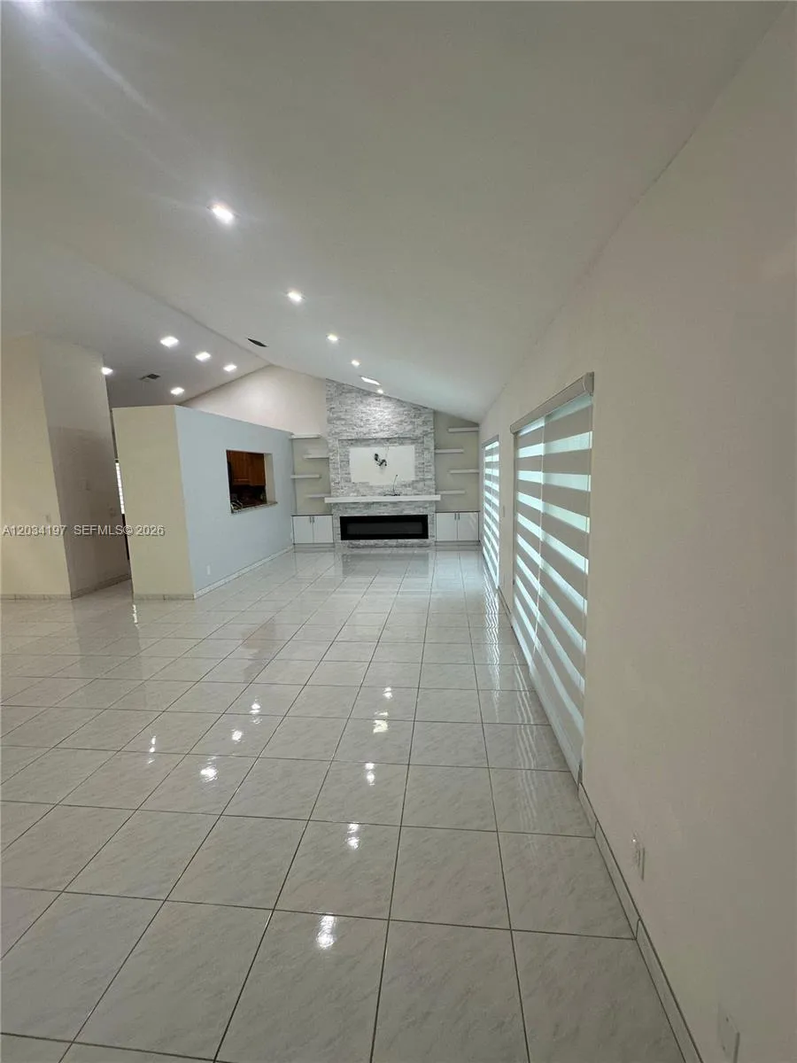 16328 NW 11th St Pembroke Pines, FL 33028