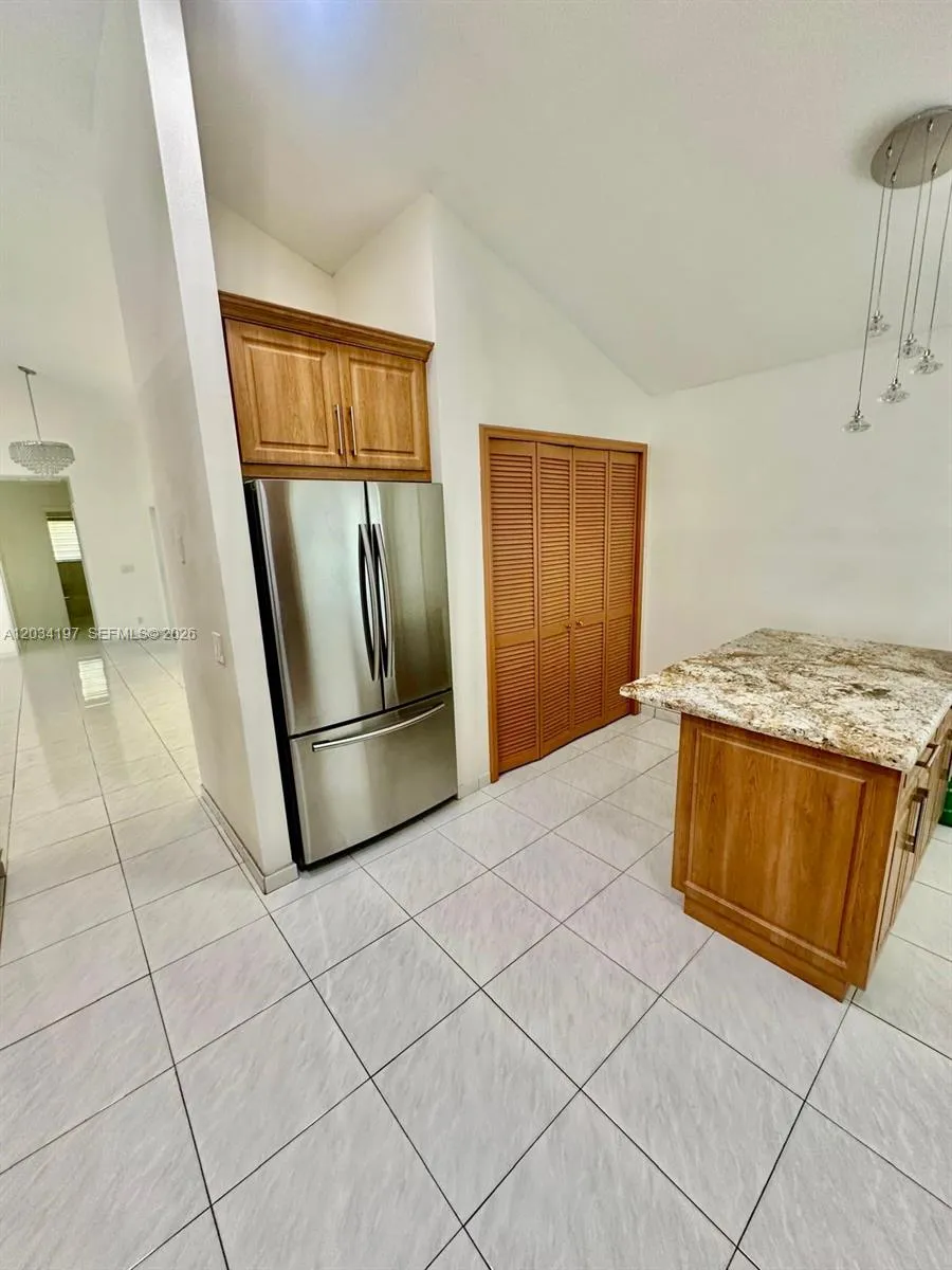 16328 NW 11th St Pembroke Pines, FL 33028