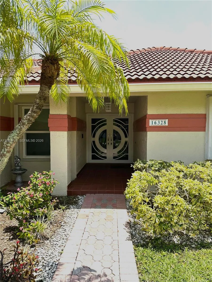 16328 NW 11th St Pembroke Pines, FL 33028