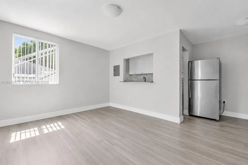 6647 SW 59th Pl #101 South Miami, FL 33143