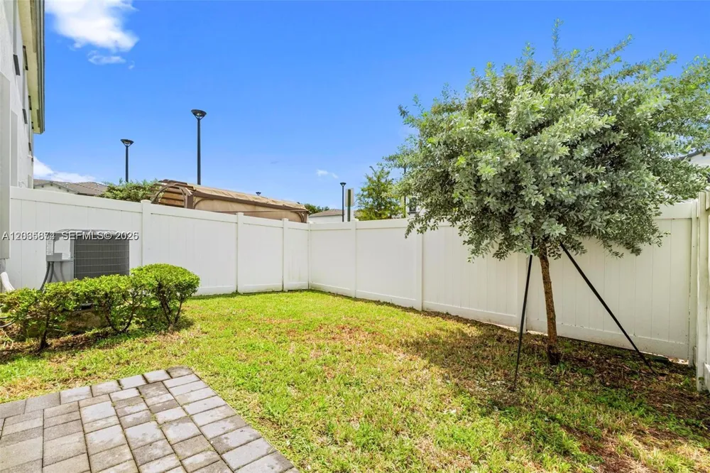 20380 NW 5th Ct Miami Gardens, FL 33169