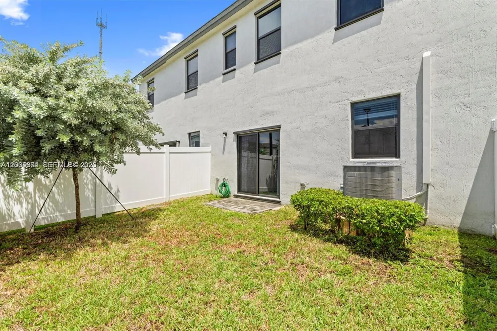 20380 NW 5th Ct Miami Gardens, FL 33169