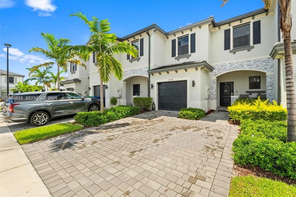 20380 NW 5th Ct Miami Gardens, FL 33169