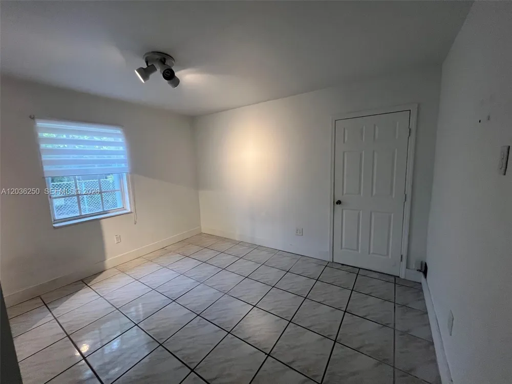 3244 SW 3rd St #L Miami, FL 33135