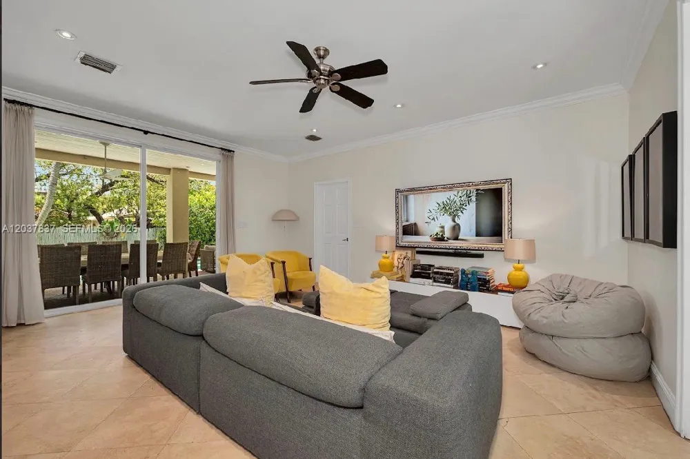 797 Glenridge Rd Key Biscayne, FL 33149