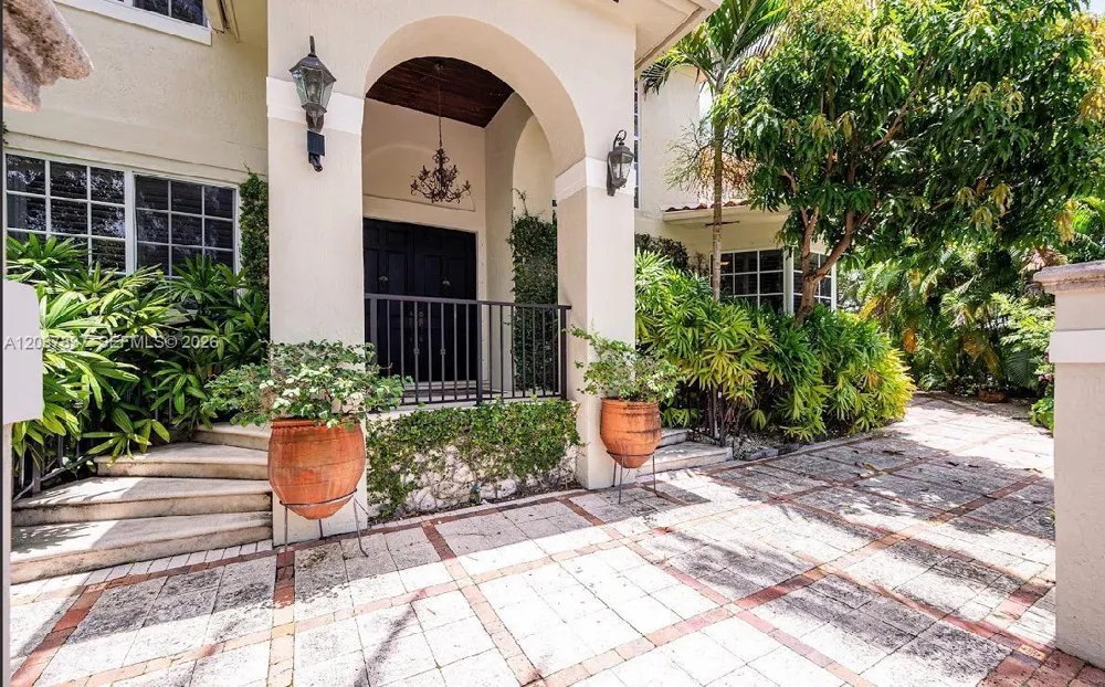 797 Glenridge Rd Key Biscayne, FL 33149