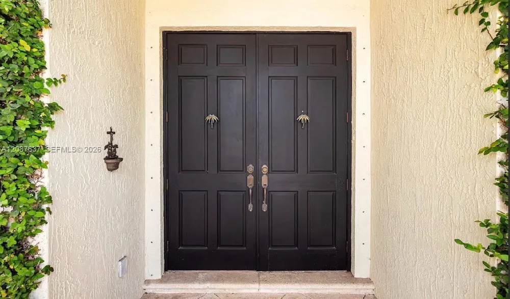 797 Glenridge Rd Key Biscayne, FL 33149