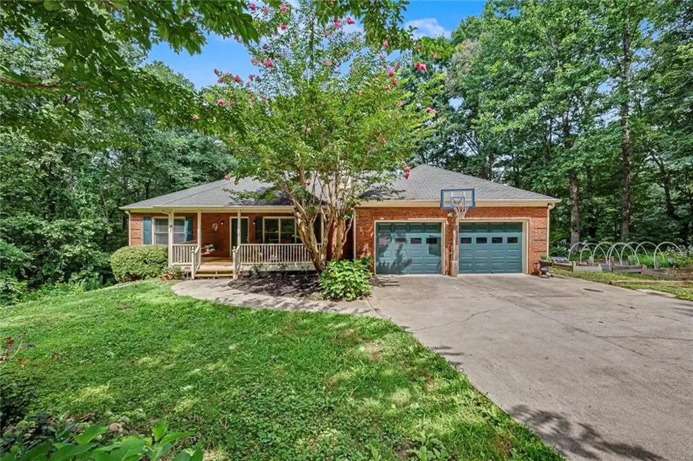2717 Upper Sweetwater Trail SE White, GA 30184