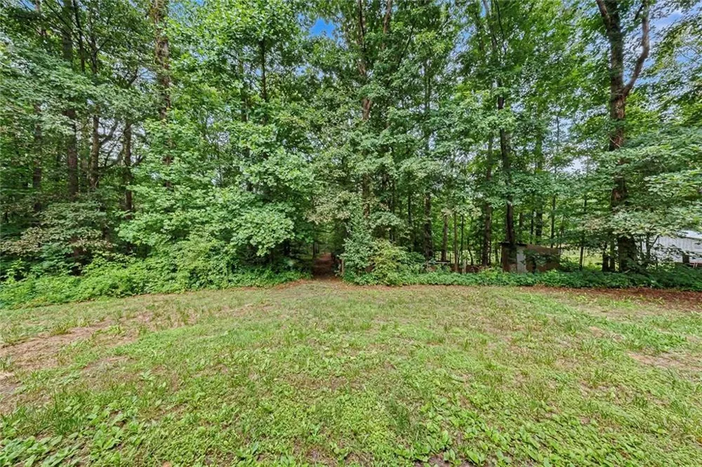 2717 Upper Sweetwater Trail SE White, GA 30184