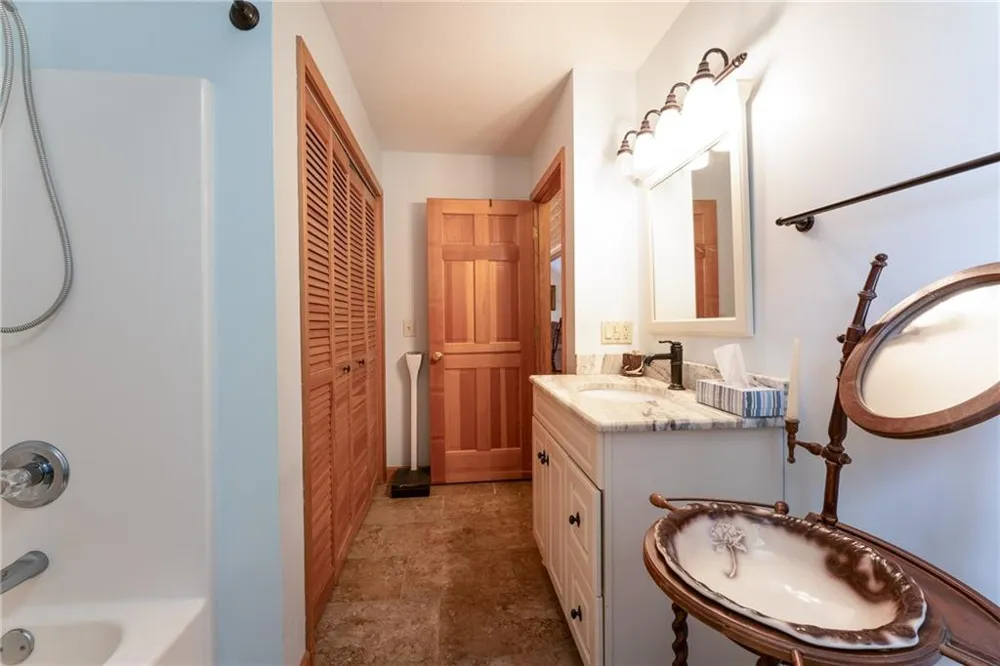 250 Summit Drive Blairsville, GA 30512