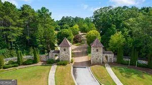722 Giverny Way South Fulton, GA 30213