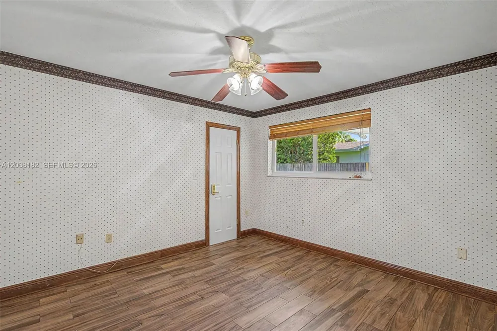 16842 SW 79 Place Palmetto Bay, FL 33157
