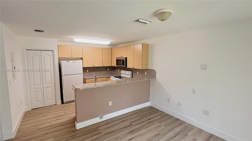 22721 SW 88th Pl #9-19 Cutler Bay, FL 33190