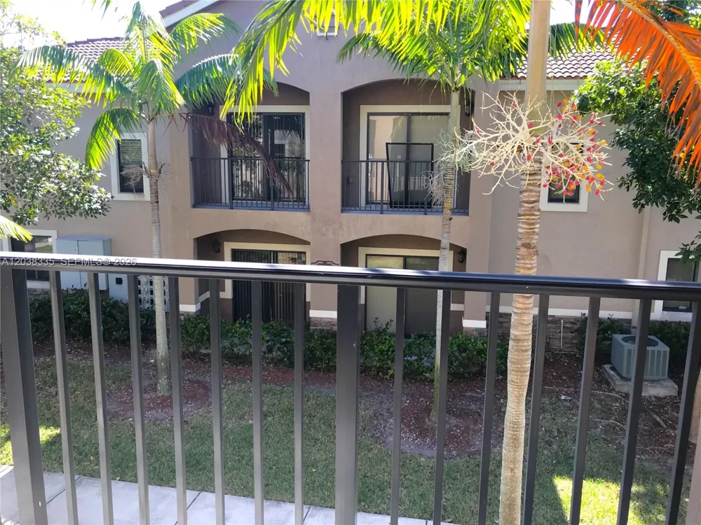 22721 SW 88th Pl #9-19 Cutler Bay, FL 33190