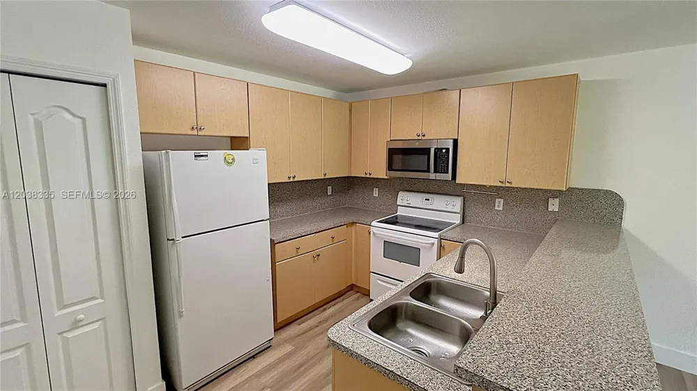 22721 SW 88th Pl #9-19 Cutler Bay, FL 33190