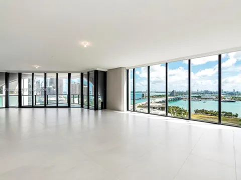 1000 Biscayne Blvd #2002