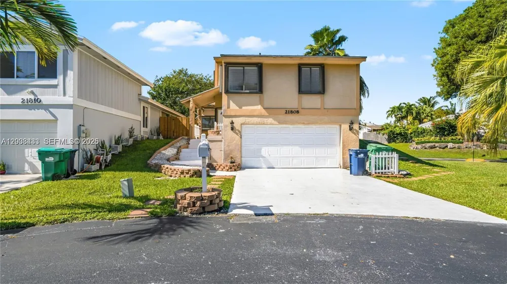 21808 SW 99th Ave Cutler Bay, FL 33190