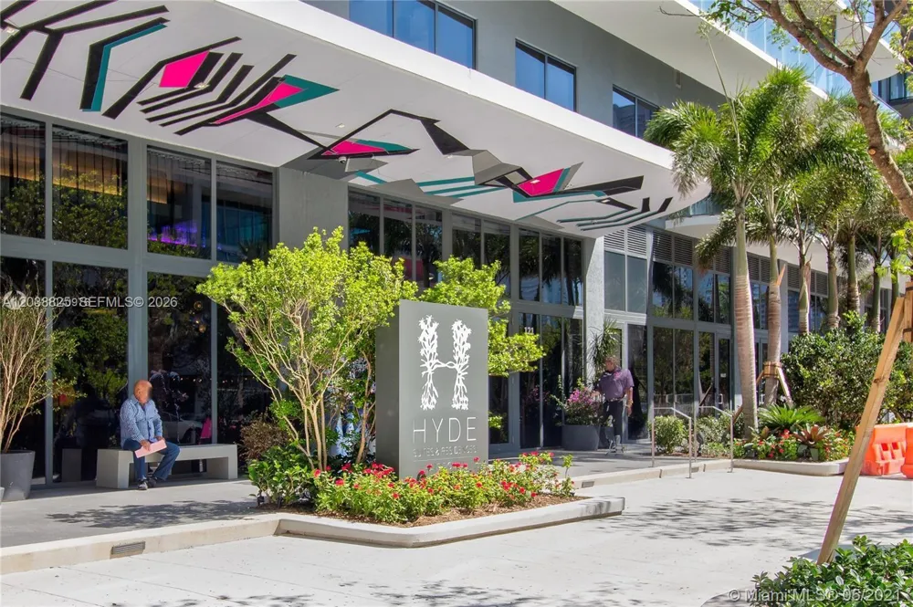 121 NE 34th St #1111 Miami, FL 33137