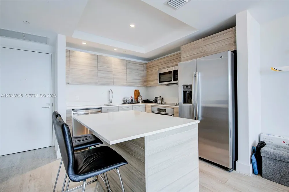 121 NE 34th St #1111 Miami, FL 33137